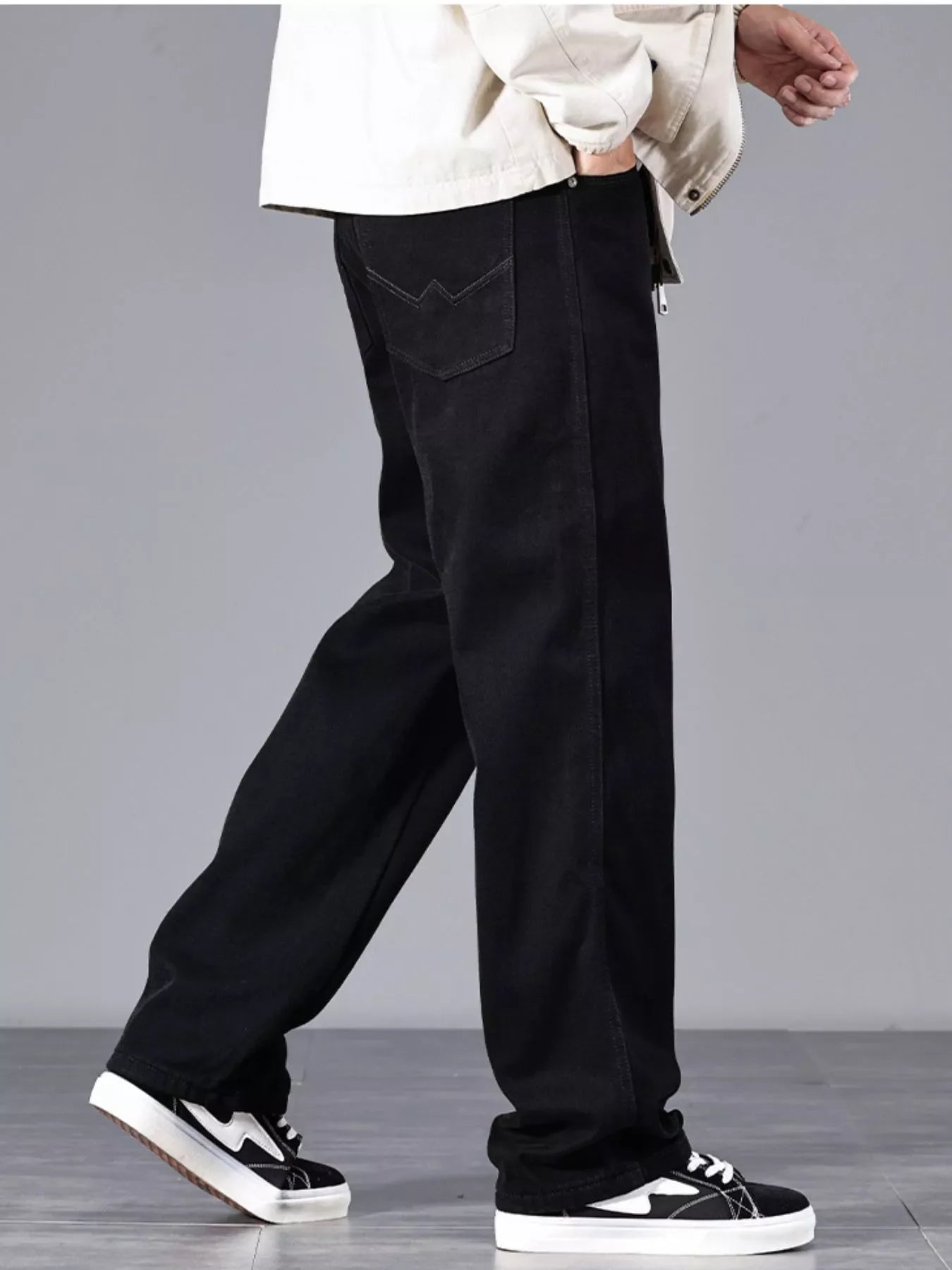 Men's Relaxed Fit Stretch Jeans