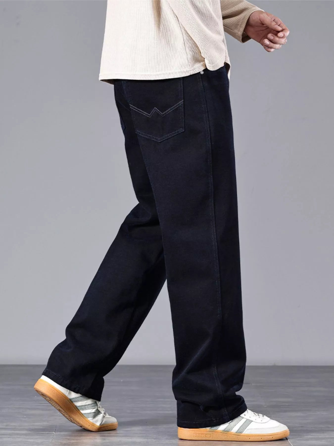 Men's Relaxed Fit Stretch Jeans