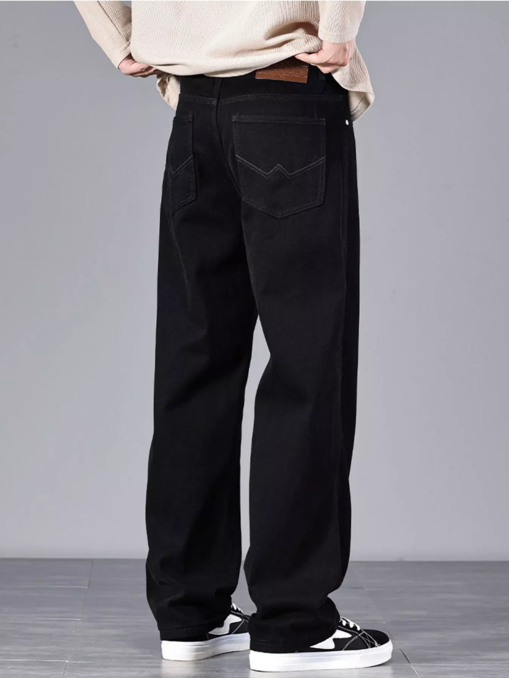 Men's Relaxed Fit Stretch Jeans