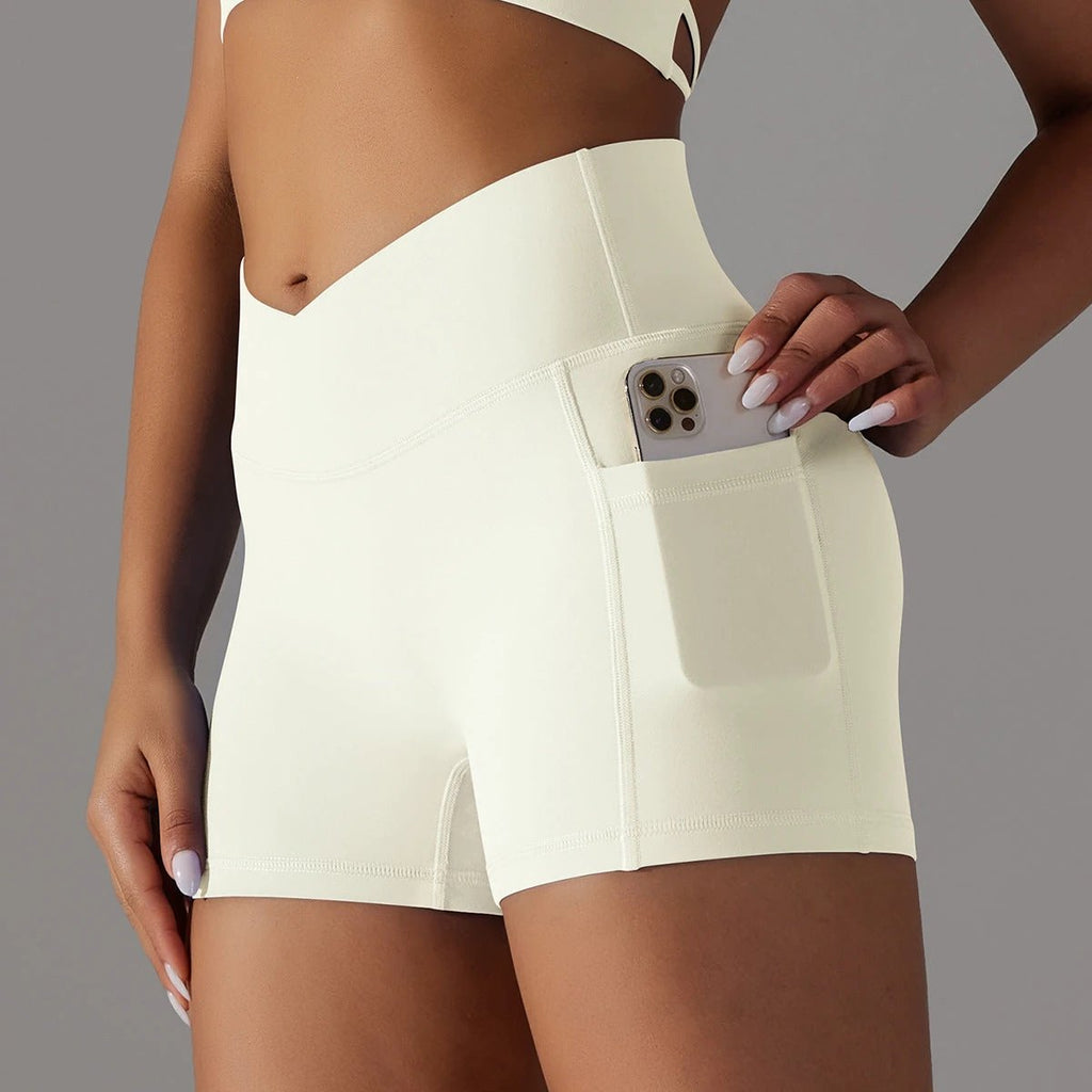 Women's Stylish Fitness Lifting Shorts With Phone Pocket